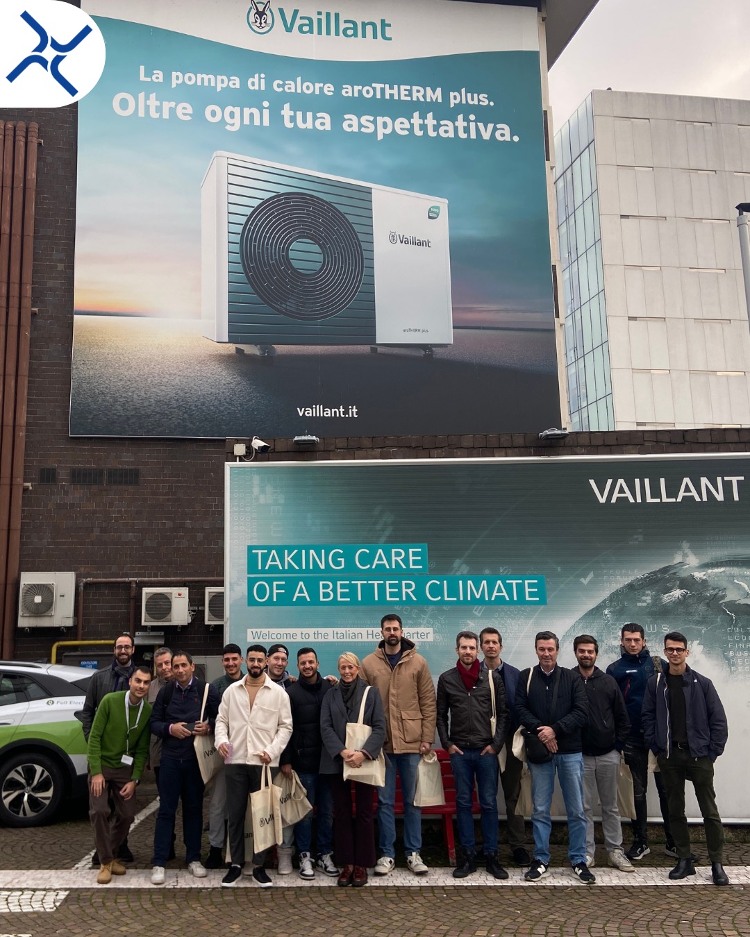 Formazione in Vaillant Italia: full electric, dalla teoria alla pratica ⚡️🔧  Giornata di training presso @vaillant.italia dedicata a pompe di calore e ecosistema full electric ☀️🔋♻️: abbiamo unito approfondimenti teorici, casi reali e prove pratiche in laboratorio, favorendo un confronto concreto su tecnologie, soluzioni e prospettive della transizione energetica .  Grazie al team @vaillant.italia per l’accoglienza e la qualità dei contenuti 🙌 e a tutti i partecipanti per la competenza, la curiosità e l’energia condivisa 👏.  #barcellaspa #vaillant #formazione #pompedicalore #efficienzaenergetica #transizioneenergetica #aroTHERMplus #EcoTECplus #idrotermosanitaria #teambarcella