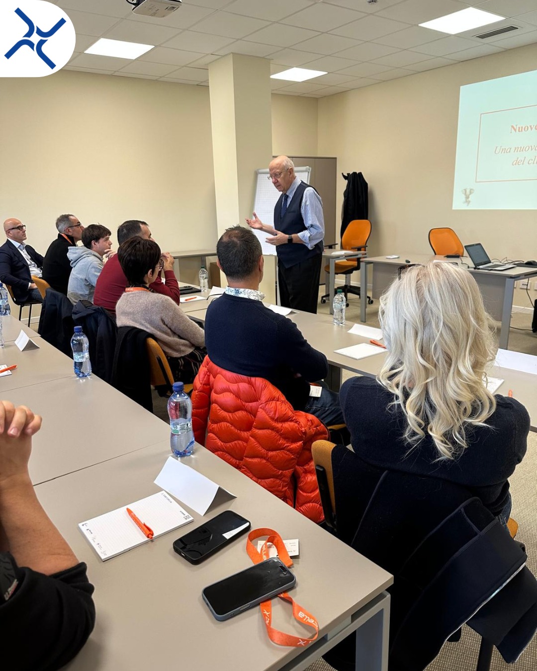 “Tecniche commerciali & comunicazione efficace” 🎓  Doppia tappa VIP ad Azzano S.P. e Padova: aule piene, confronto concreto, idee subito applicate 💥  Dal judo commerciale alla gestione delle obiezioni: strumenti pratici per vendite più efficaci 🎯  Grazie al Dott. Ignazio Signorelli e ai nostri clienti VIP 🙌  #barcellaacademy #clientivip #tecnichecommerciali #comunicazioneefficace #salestraining #b2b #azzanosanpaolo #padova