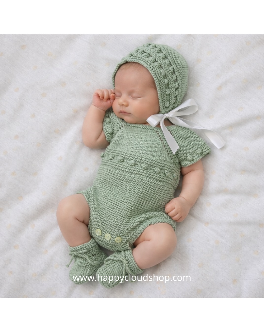 NEWBORN COLLECTION ☁️
La primera colección de bebé de Happy Cloud ya está disponible.
Diseños artesanales, atemporales y diferentes a lo que encuentras en otras tiendas.
Tejidos en algodón 100% egipcio certificado OEKO-TEX.
Son unidades únicas.
Cuando se agotan, no vuelven.
Y además estos conjuntos tienen un precio especial de lanzamiento.
Si buscas un conjunto para recién nacido bonito, especial y a buen precio… este es el momento.
Disponible online y en tienda física.
Envío a toda España.